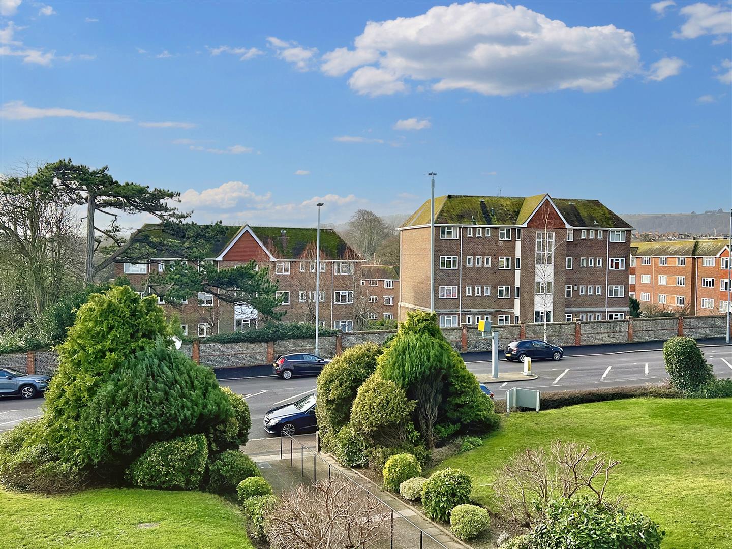 Property Details for Upperton Road Eastbourne BN21 1LF Town Property Estate Agents